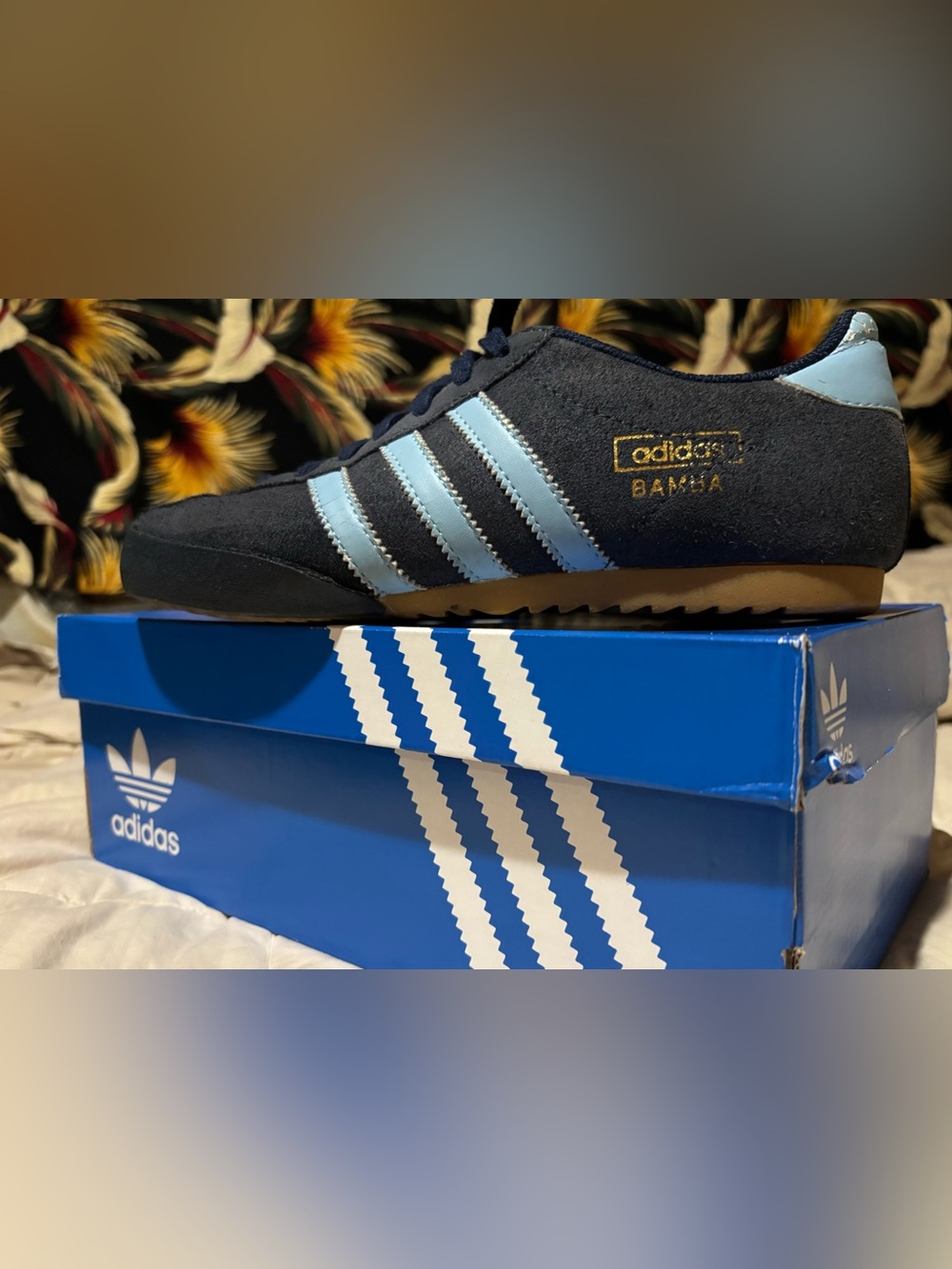 Adidas Originals BambaMen’s Navy & Light Blue Suede Sneakers size men’s 9 US